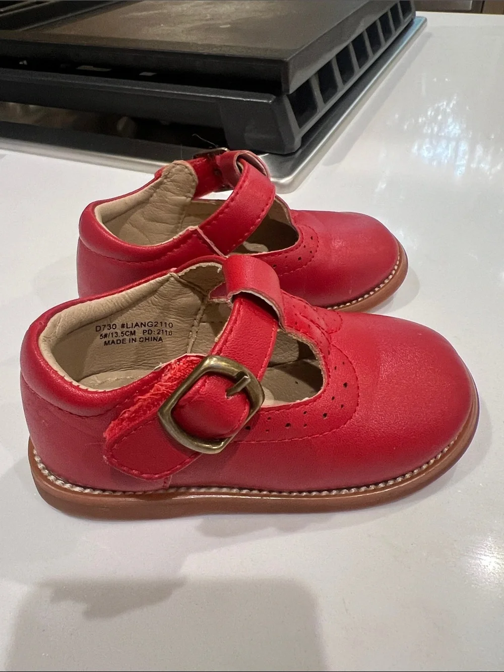 Otter MOMO Girls' Red T-Strap Dress Shoes with Buckle 5